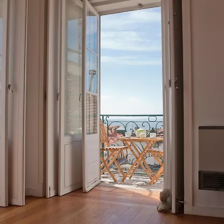 Charming - Chiado Apartamento