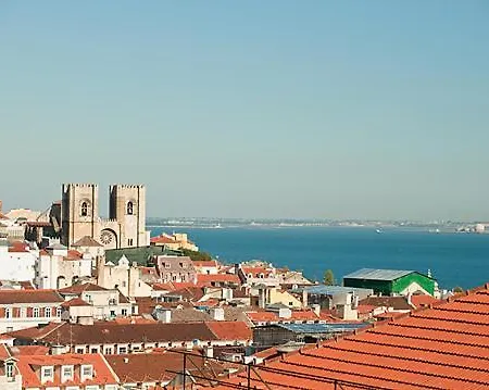 Charming - Chiado * Lisbon